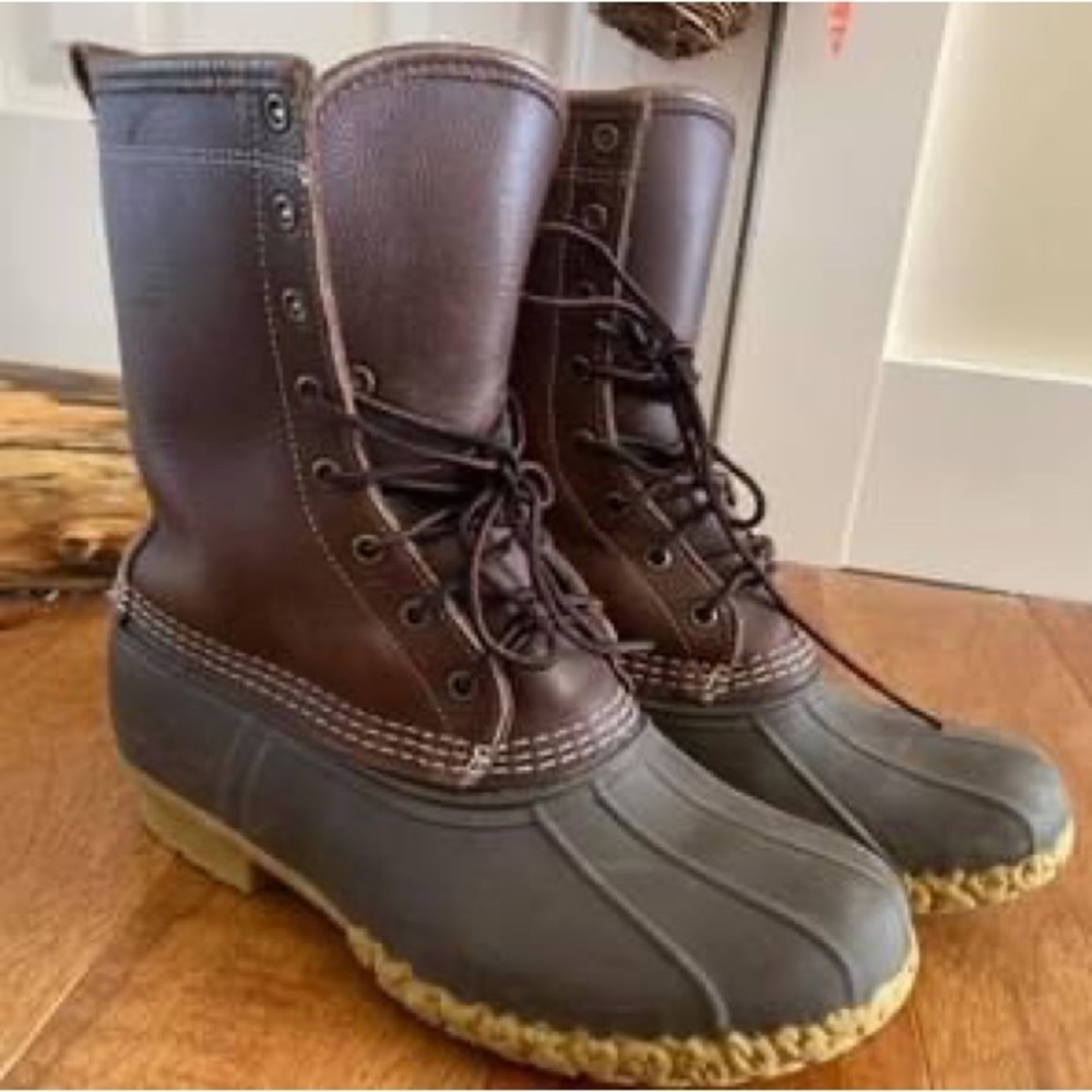 LL Bean Shearling lined trademark boots